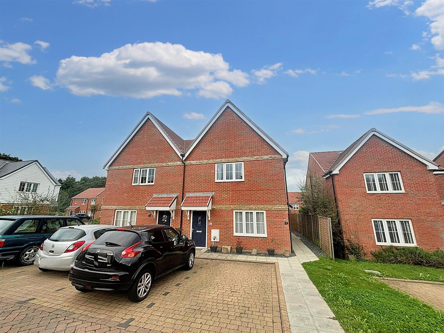 Property Details for Honeysuckle Lane, Stone Cross, Pevensey Town